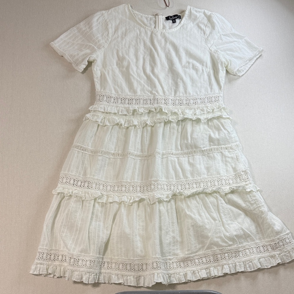 Lulu's White Lace-Trim Tiered Ruffle Asymmetrical Dress